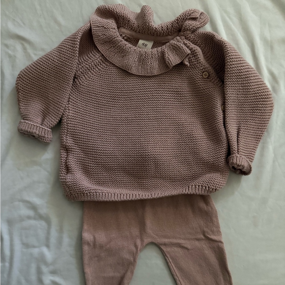 H&M Baby Knit Top in Dusty Taupe